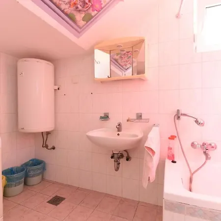 Fuer 6 Personen Ca 70 Qm In Pula, Istrien Istrische Riviera Apartment