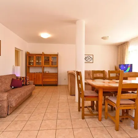 Fuer 6 Personen Ca 70 Qm In Pula, Istrien Istrische Riviera * Pula