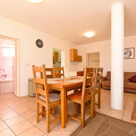 Fuer 6 Personen Ca 70 Qm In Pula, Istrien Istrische Riviera Apartment